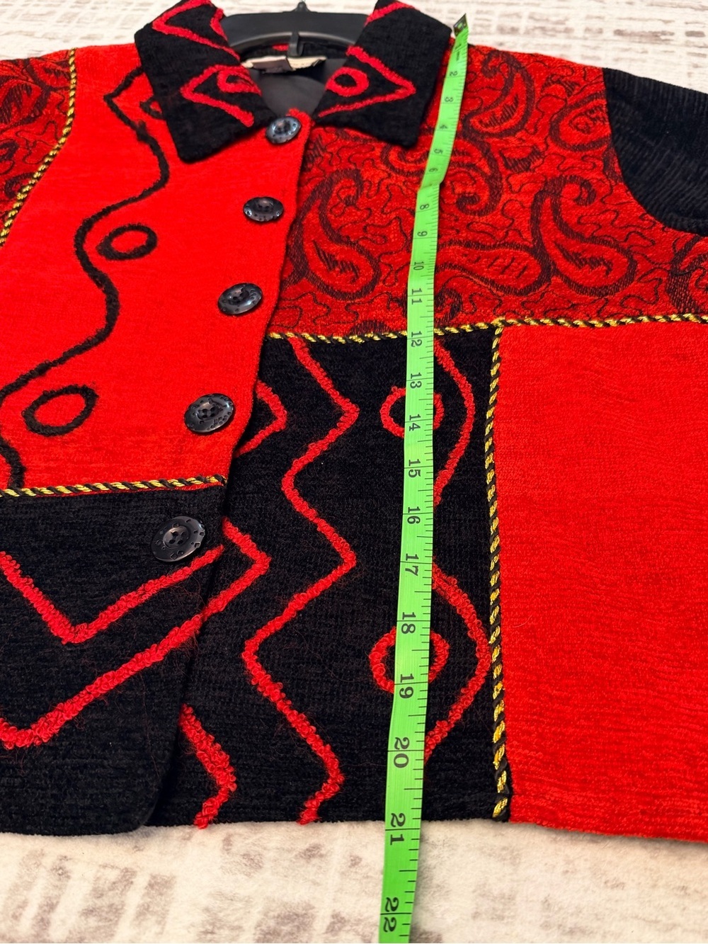 Carrie Allen Vintage Embroidered Tapestry Cropped Jacket Red Black Size M - Picture 10 of 10